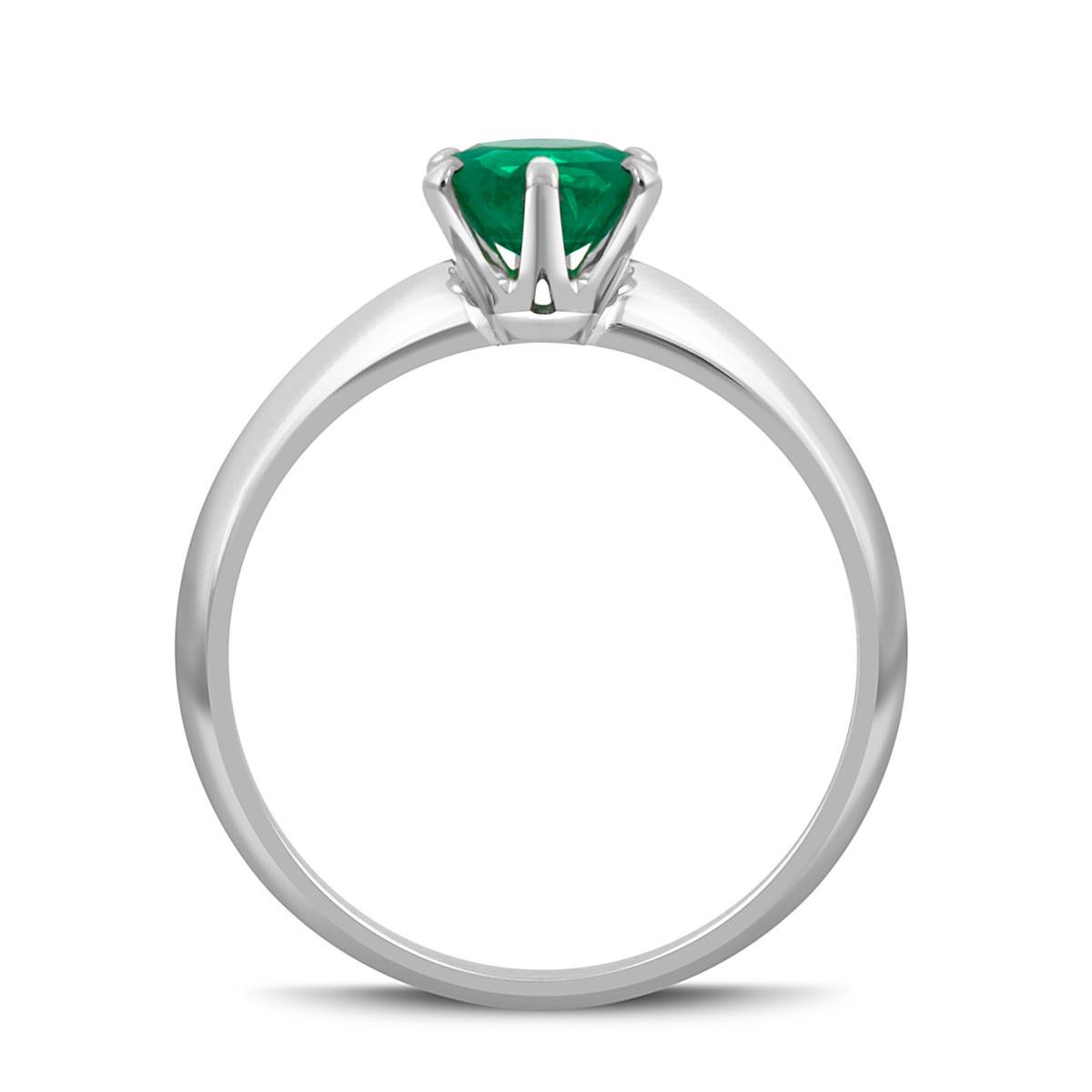 Помолвочное кольцо из белого золота с изумрудом (047429)