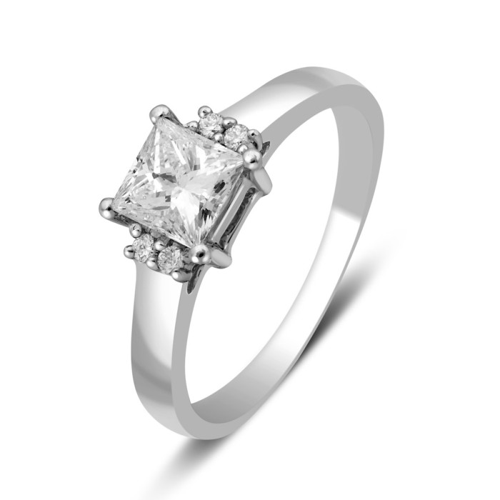 Помолвочное кольцо из белого золота с бриллиантами (063568)