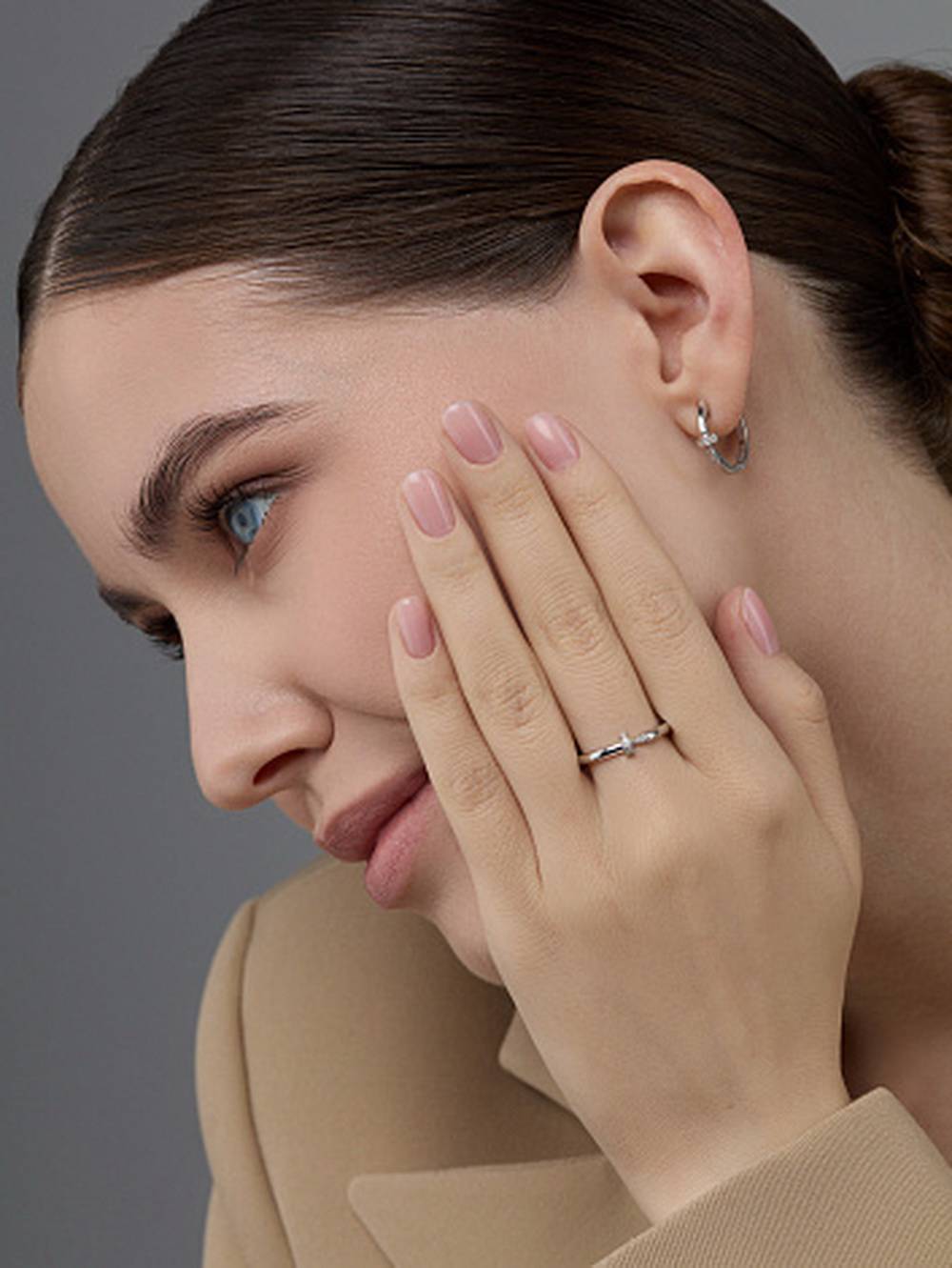 Серьги из белого золота с бриллиантами (059476)