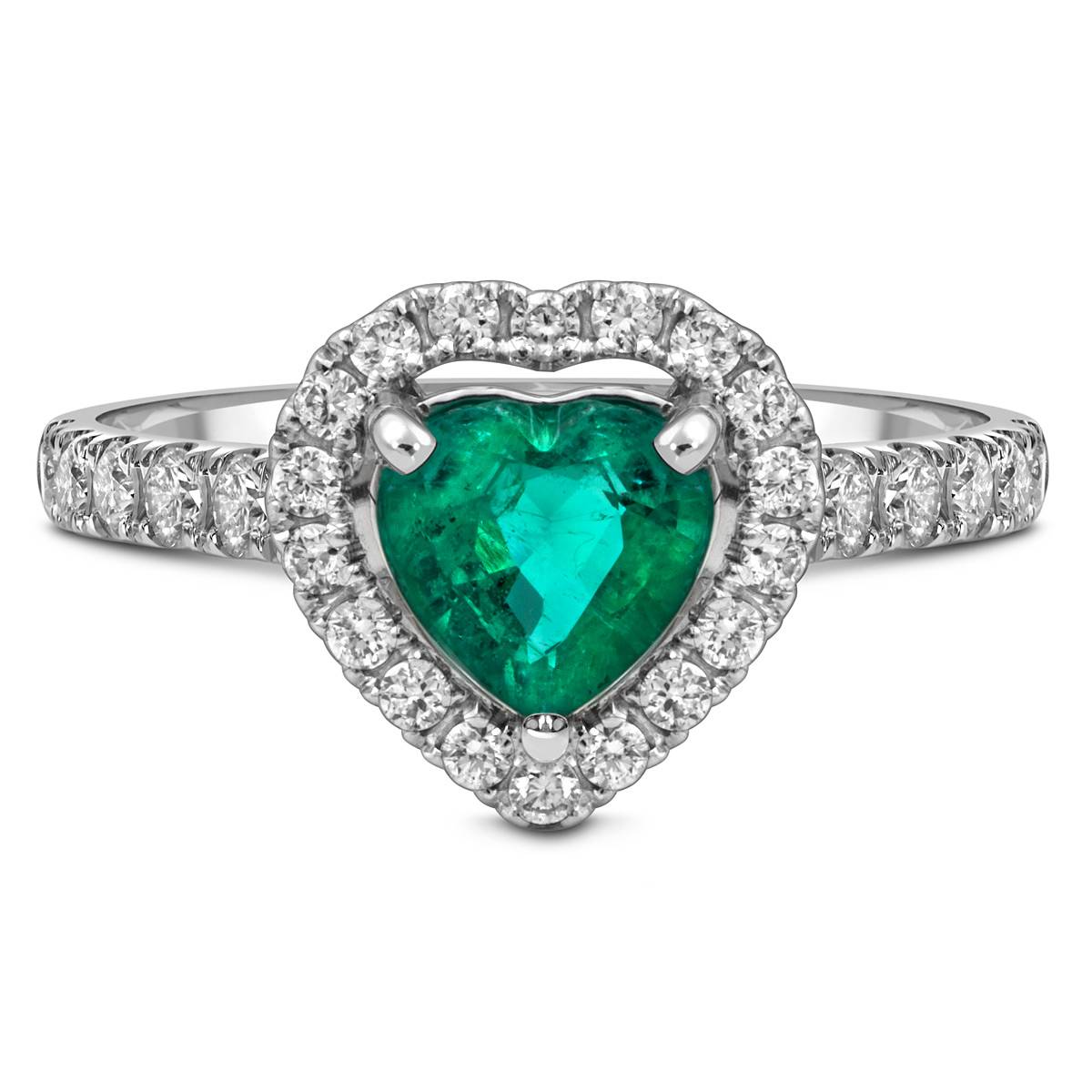 Помолвочное кольцо из белого золота с бриллиантами и изумрудом 