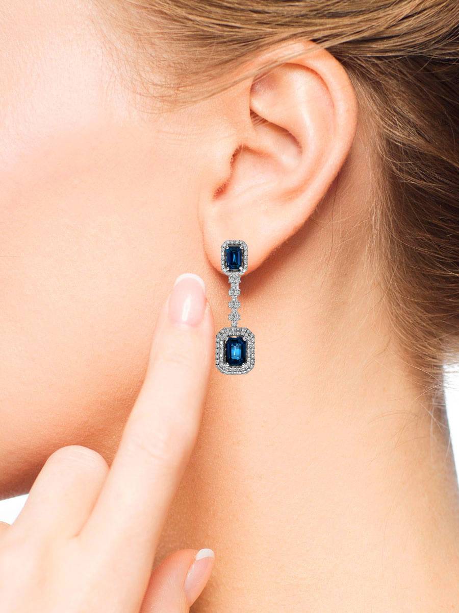 Серьги из белого золота с бриллиантами и сапфирами (049577)