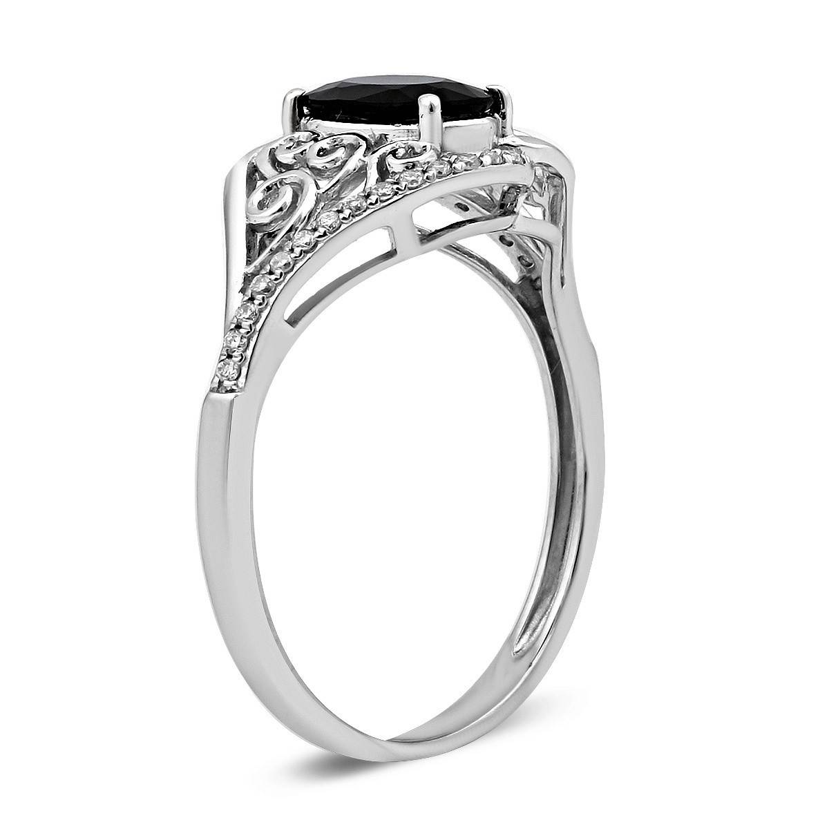 Кольцо из белого золота с бриллиантами и сапфиром (025925)