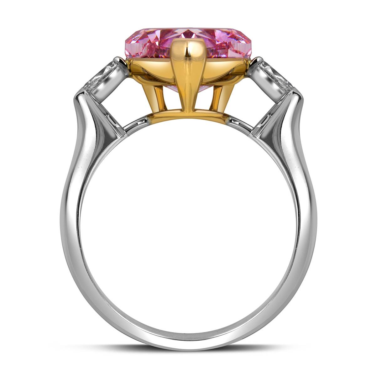 Помолвочное кольцо с розовым бриллиантом 